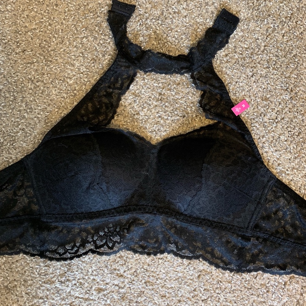 Victoria’s Secret lace bra